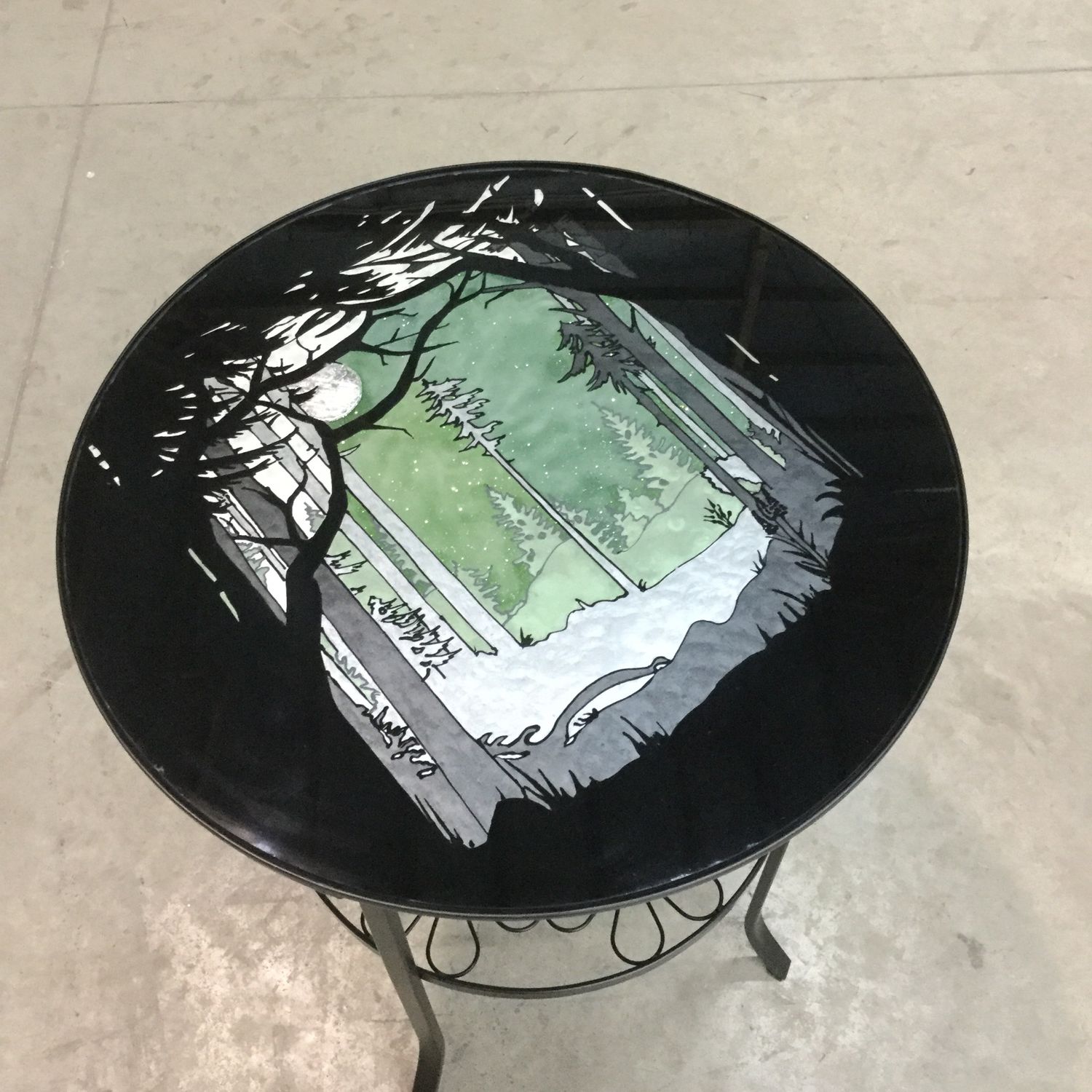 Журнальный столик с биокамином