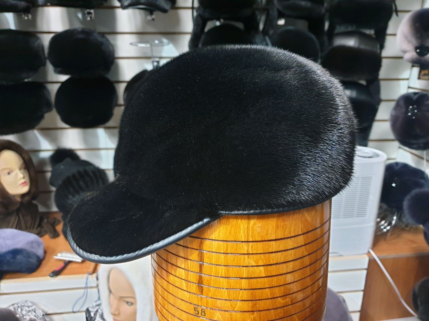Меховая шапка кепка