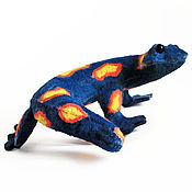 Фен-шуй и эзотерика ручной работы. Ярмарка Мастеров - ручная работа The toy guardian is a Salamander, out of felt, charm. Handmade.