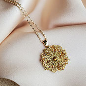 Украшения ручной работы. Ярмарка Мастеров - ручная работа Golden braided pendant, pendant on a chain Sunny Flower. Handmade.