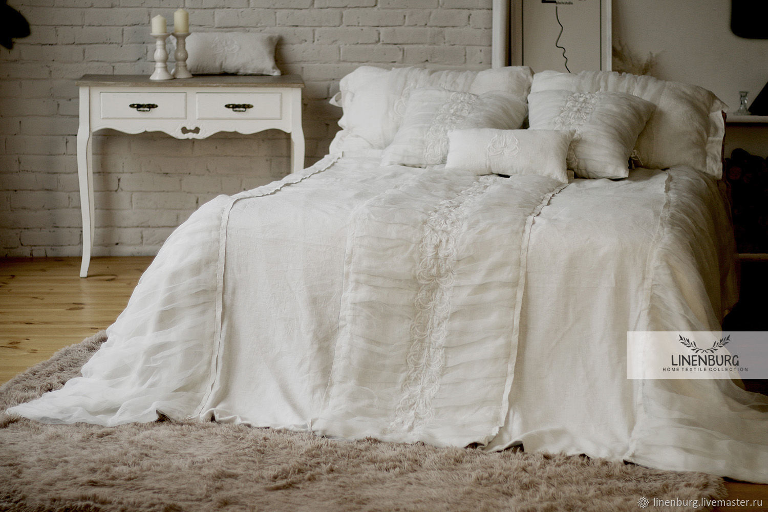 Linen bedspread with embroidery from the iris collection, Bedspreads, Orel,  Фото №1