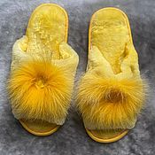 Обувь ручной работы handmade. Livemaster - original item Sheepskin slippers with arctic fox yellow. Handmade.