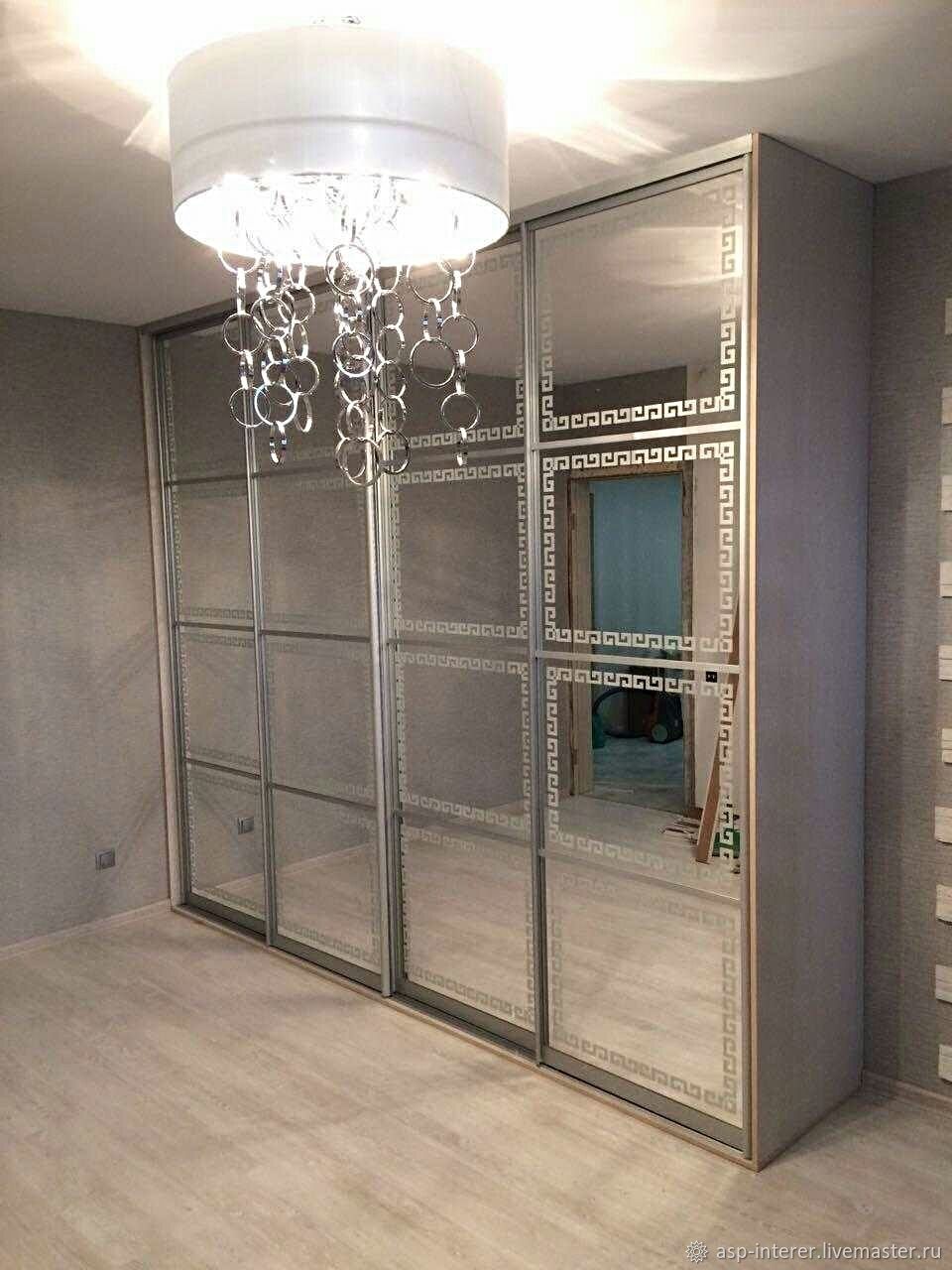 Зеркальный шкаф в ванную прованс