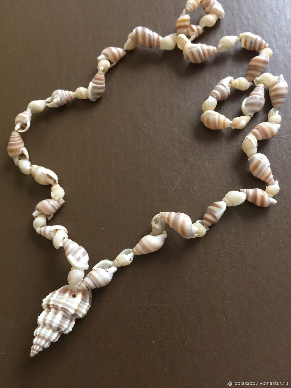 Ожерелье из ракушек