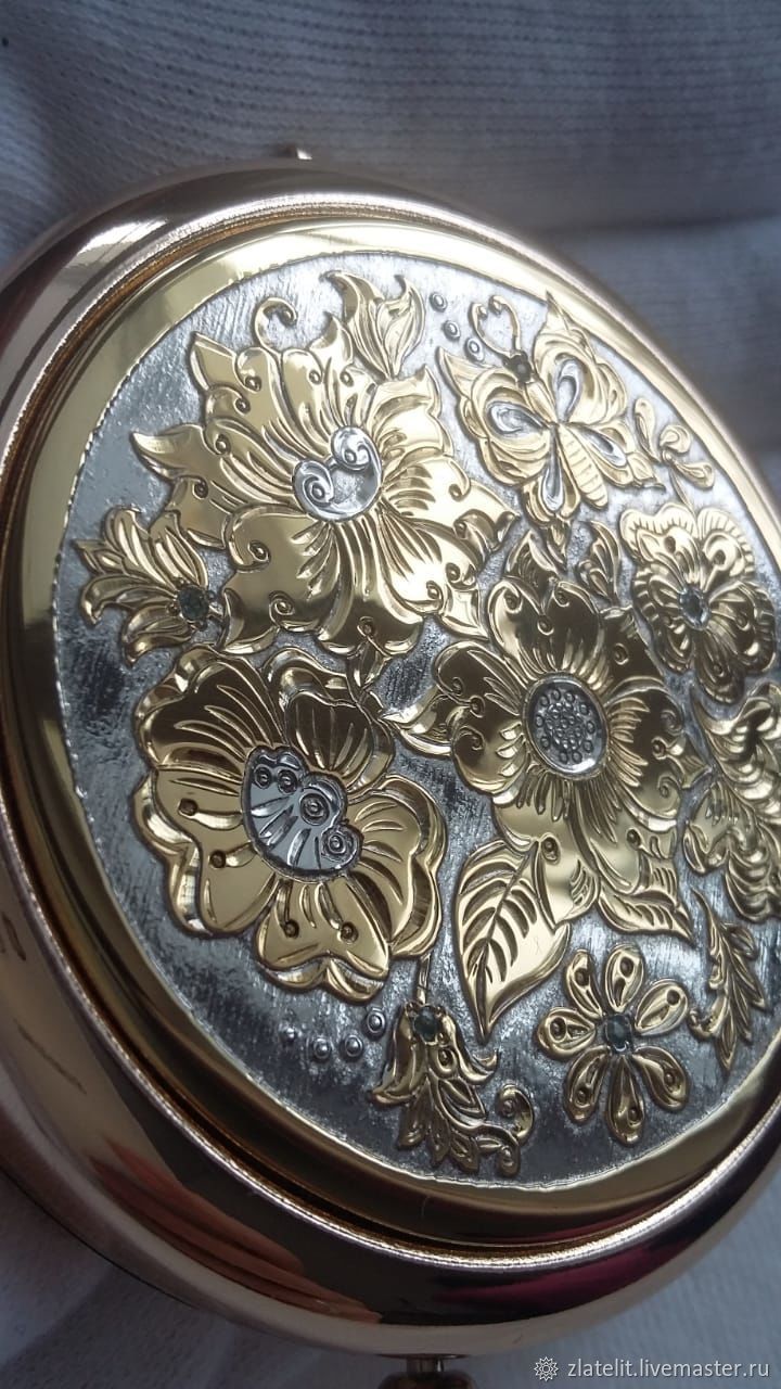 Ladies ' mirror Flowers.Gold plating.Inserts of cubic zirconia, Pocket mirrors, Chrysostom,  Фото №1
