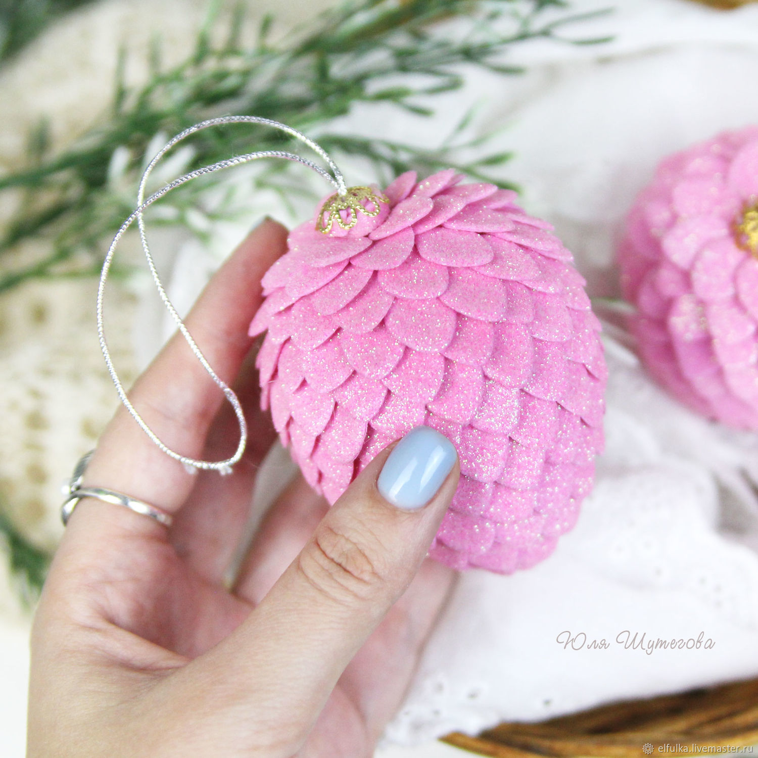 Новогодние игрушки из фоамирана