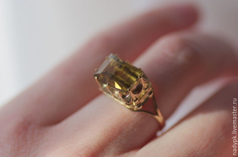 Como saber si un anillo es de oro en casa