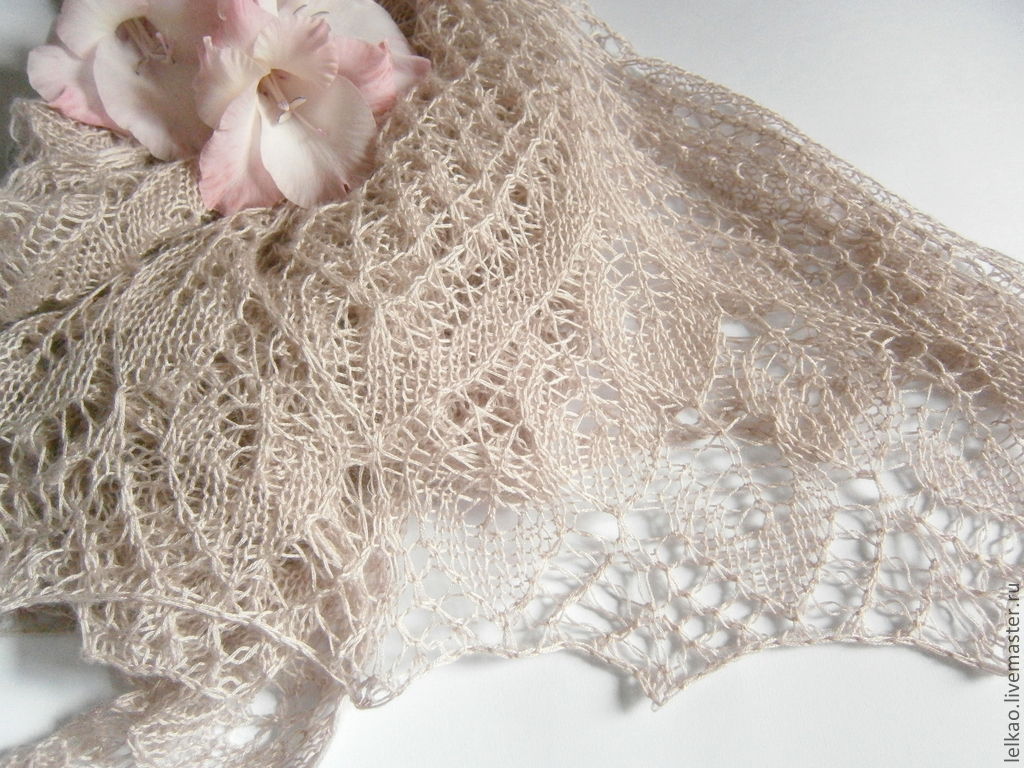knitted cashmere shawl