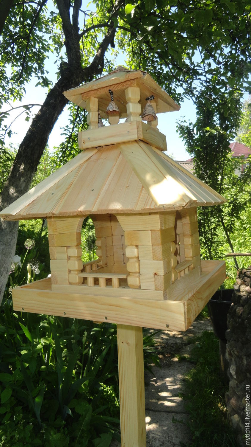 Кормушка Для Птиц Из Дерева Фото