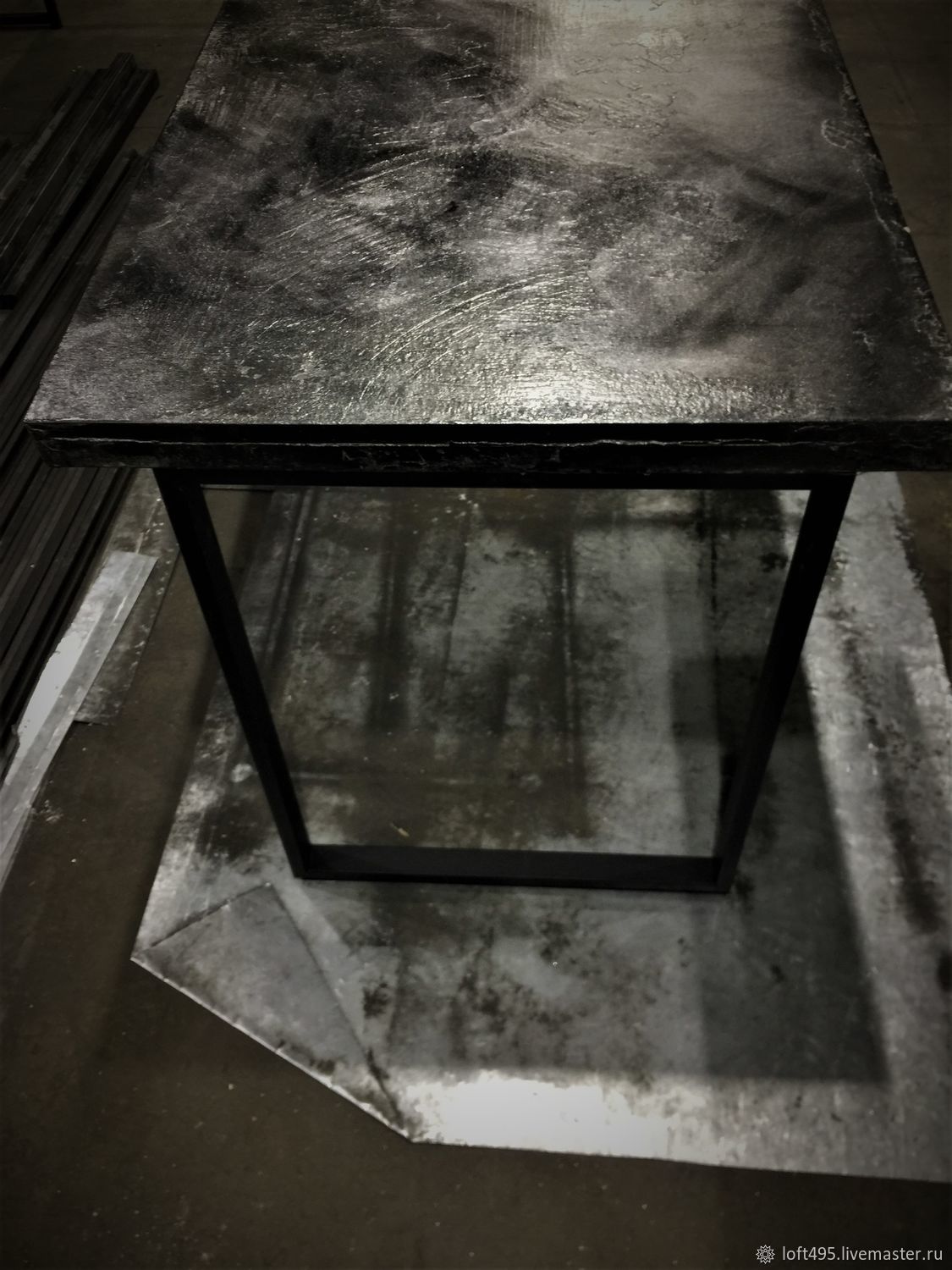 стол под бетон кухонный