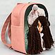 Школьный рюкзак с куклой «Тёплая история» | Agape Bags. Прикольные подарки. Agape Bags — сказочные сумочки. Интернет-магазин Ярмарка Мастеров.  Фото №2