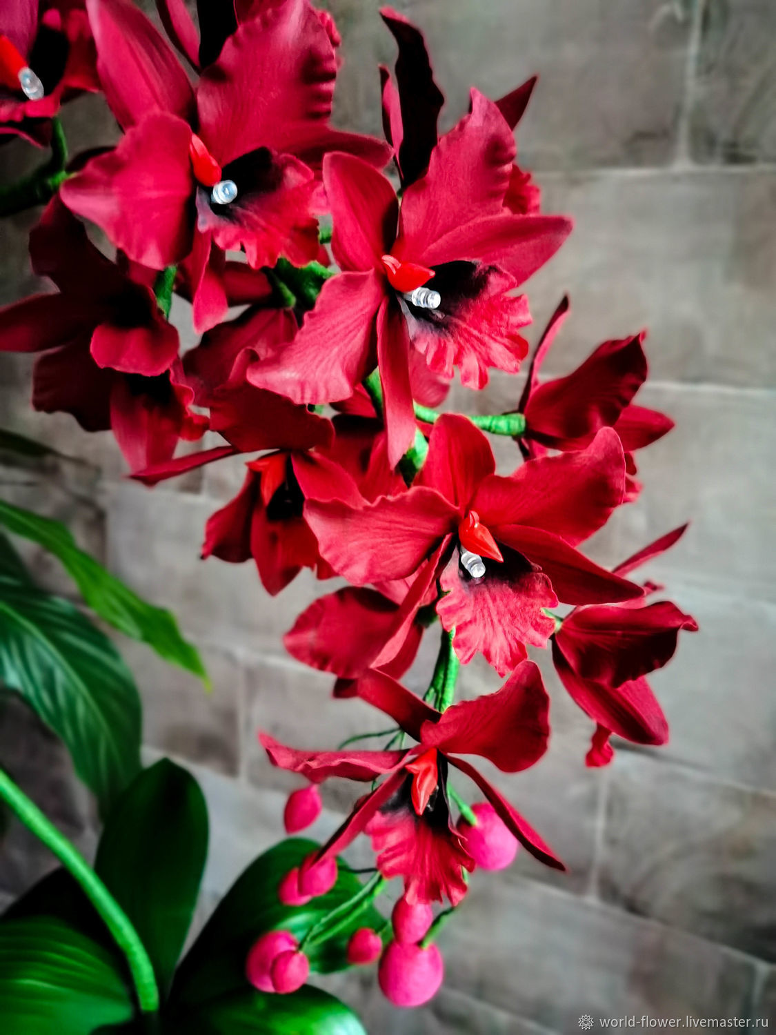 red flower lamp