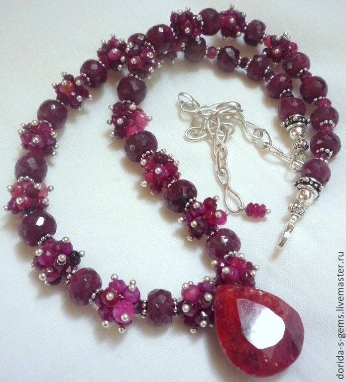 rubies necklace