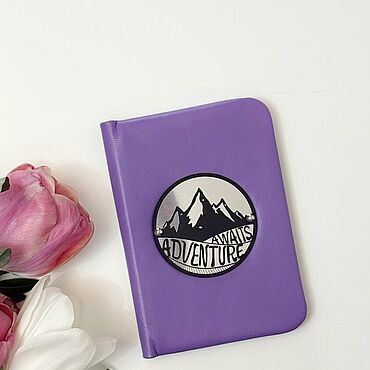 Сумки ручной работы. Ярмарка Мастеров - ручная работа Обложка для паспорта женская из натуральной кожи. Handmade.