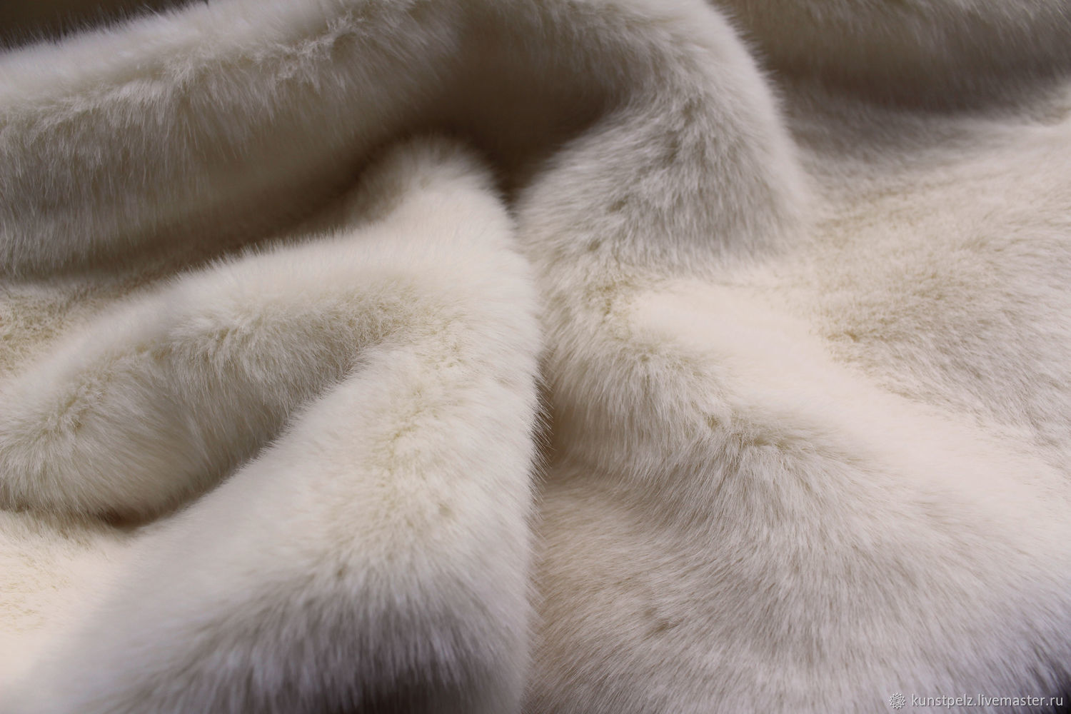 Искусственный мех ип-46н. Основа меха. Легкая промышленность меховая. Мех шерпа фактурный. Искусственный мех каракуль.