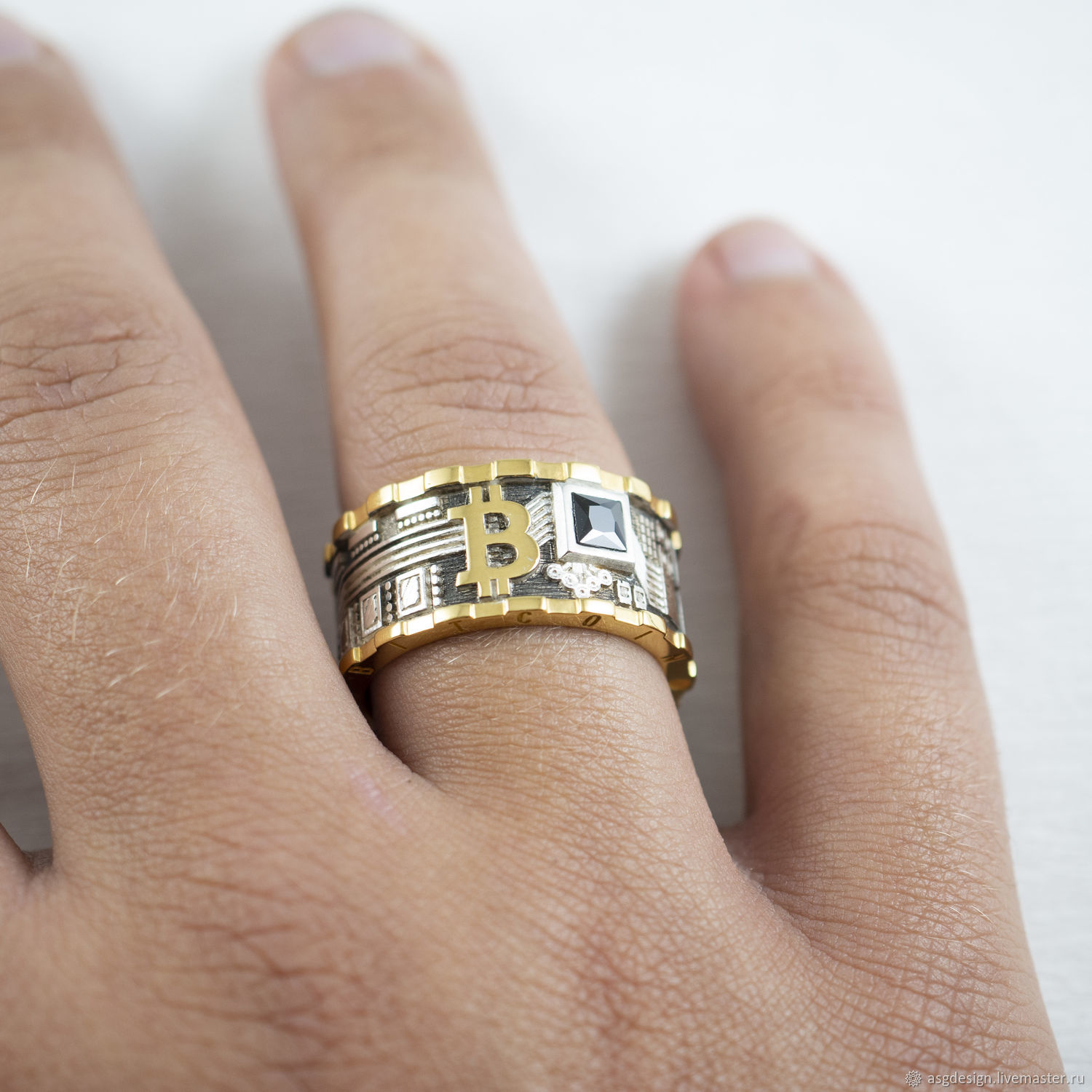 кольцо биткоин. кольцо биткоин серебро. кольцо биткоин серебро. кольцо мужское с биткоином. кольцо биткоин обручальное.