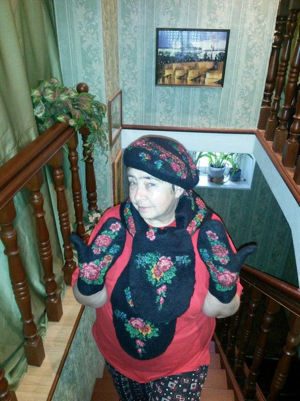 Шапки,варежки,шарфы