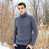 Men's chunky knitted sweater