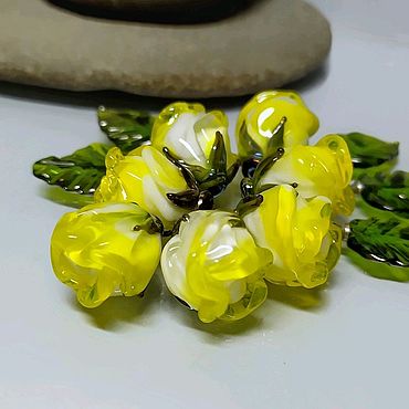 Лэмпворк бусины розочки "Солнечный луч" Стекло lampwork. . Материалы для творчества ручной работы - Ярмарка Мастеров Материалы для творчества ручной работы. Ярмарка Мастеров - ручная работа Лэмпворк бусины розочки "Солнечный луч" Стекло lampwork. Handmade.