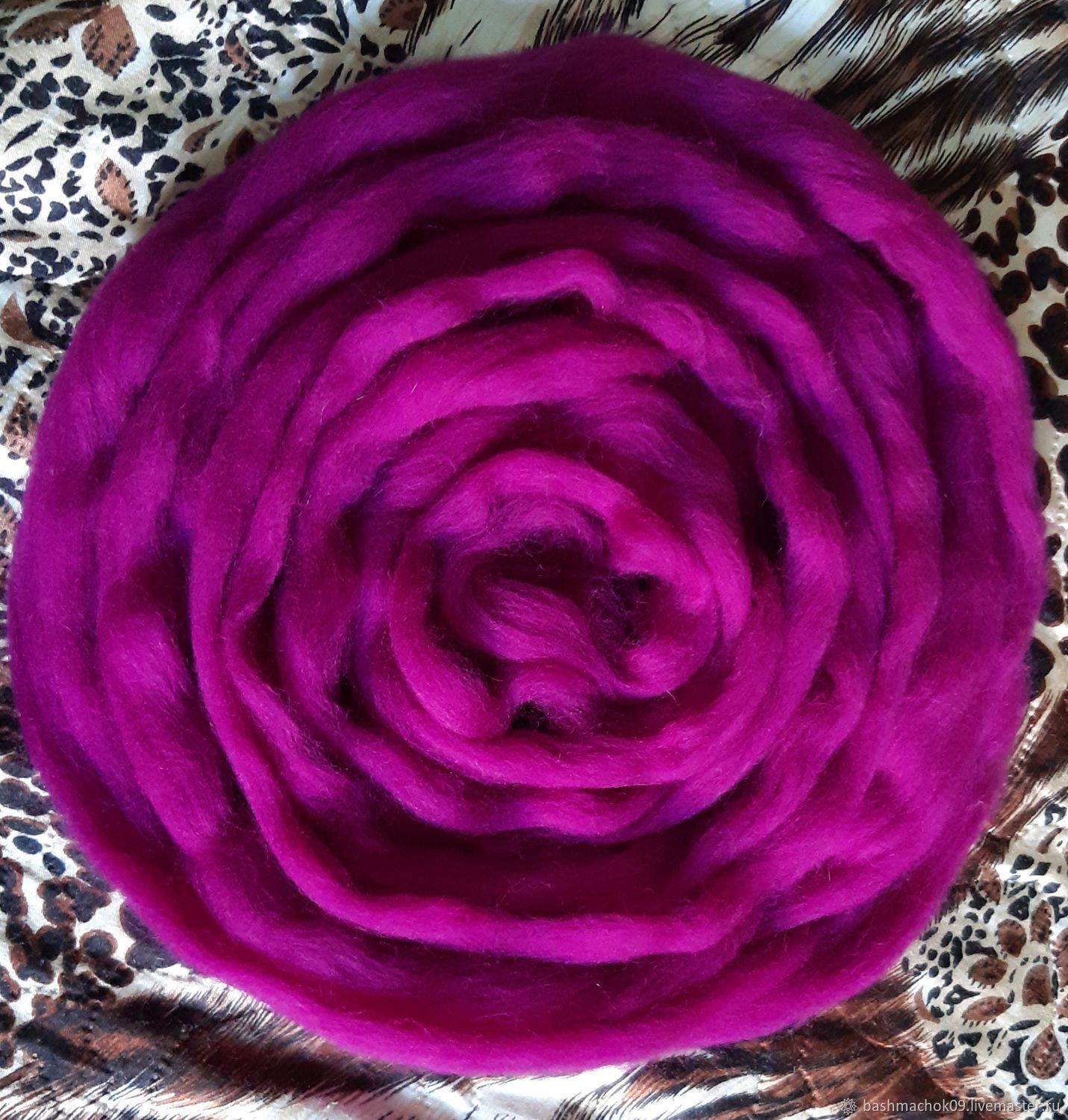 Шерсть Фуксия купить в интернет-магазине Ярмарка Мастеров по цене 140 ...