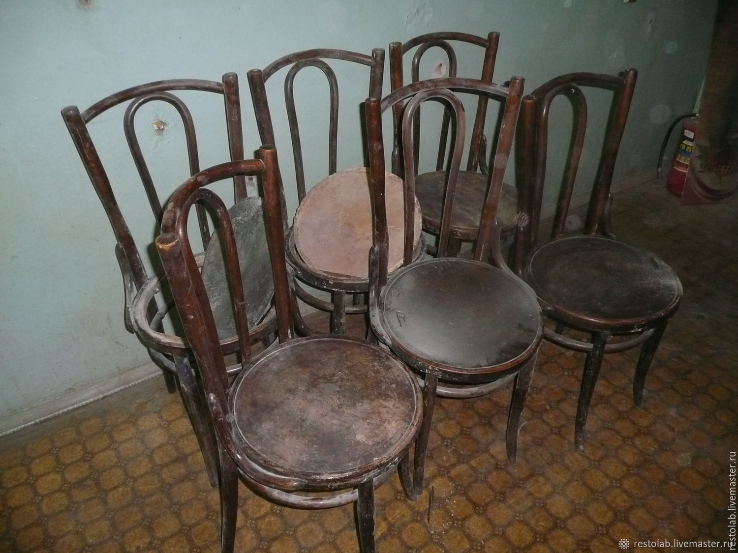 первая российская фабрика стульев