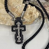 Серебряный крестик. Православный нательный крест со святыми
